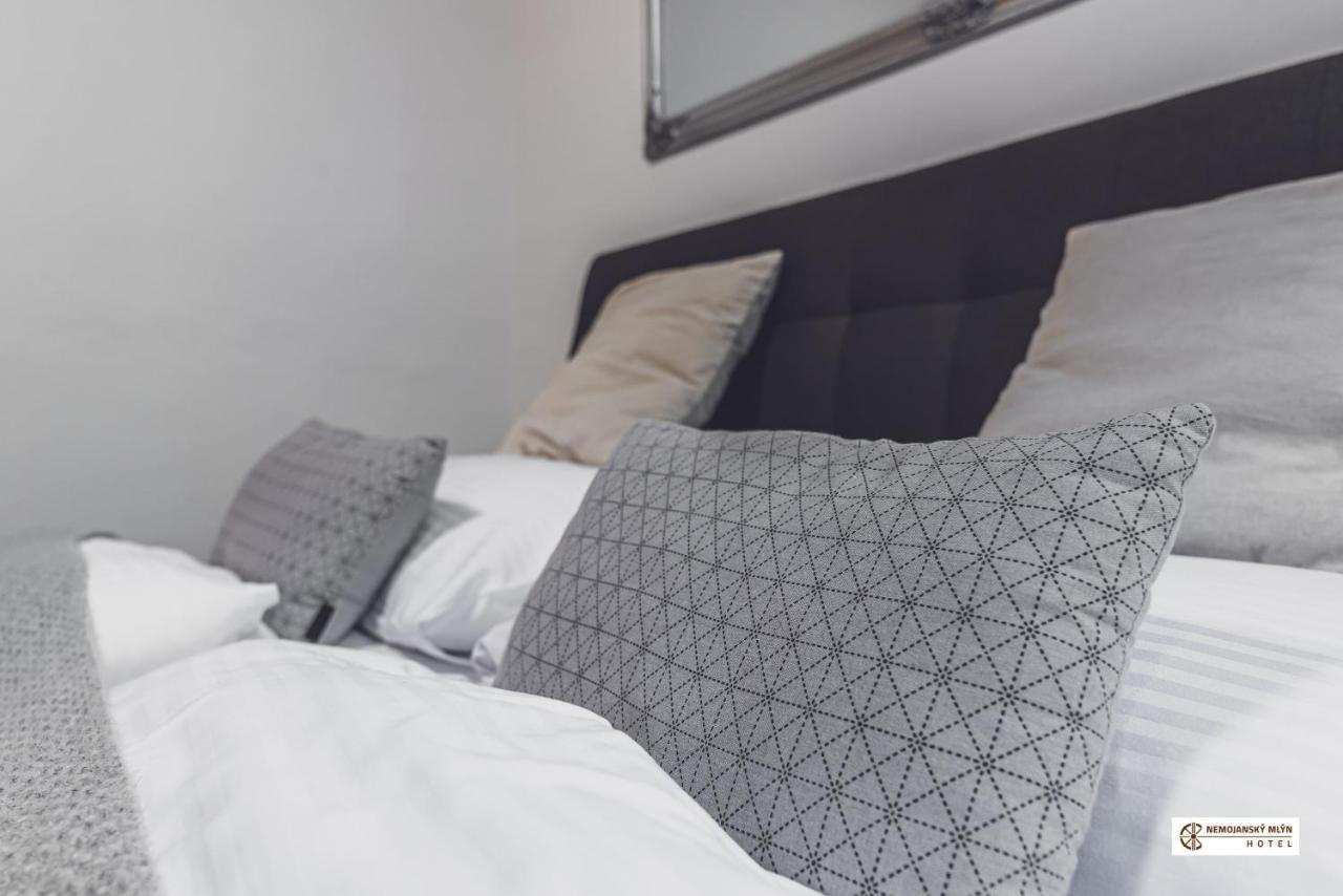 Hotel Nemojansky Mlyn Nemojany Екстериор снимка