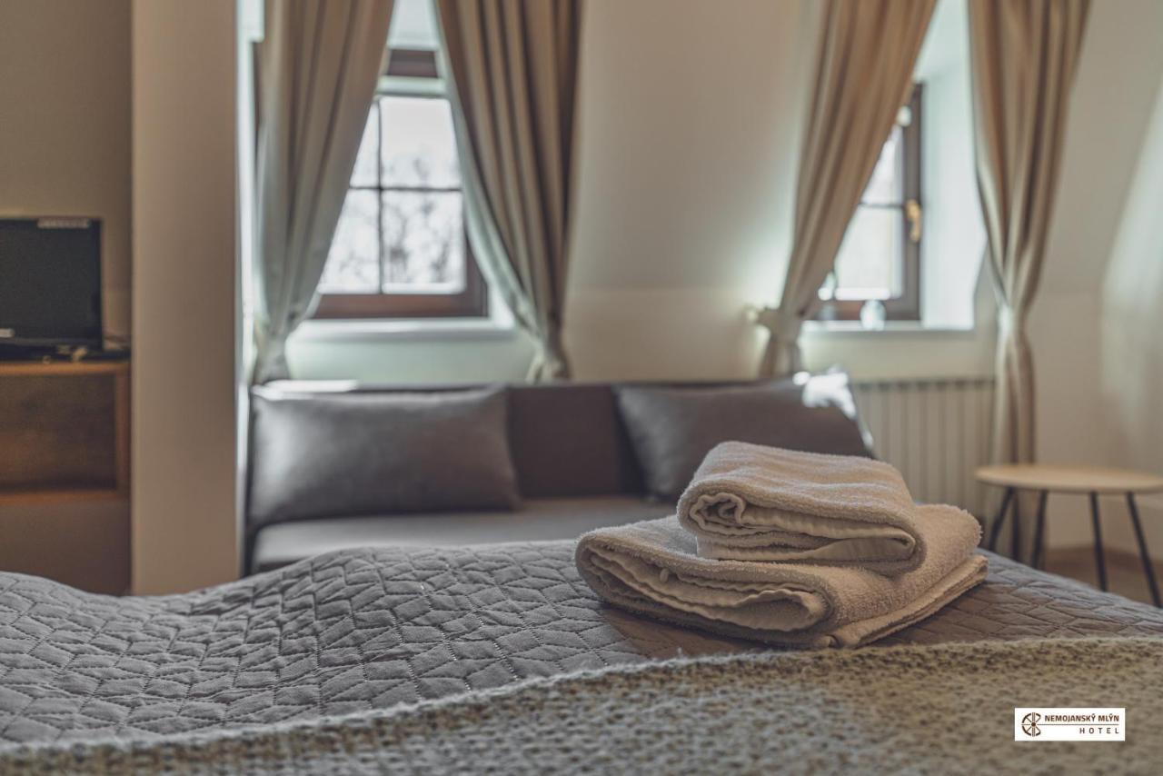 Hotel Nemojansky Mlyn Nemojany Екстериор снимка