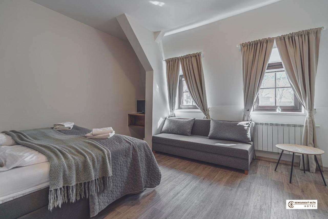 Hotel Nemojansky Mlyn Nemojany Екстериор снимка